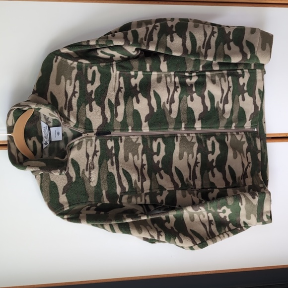 Columbia Boy’s Fleece Jacket XL Zing III Green Camo Zip Front 14-16 - Picture 1 of 14